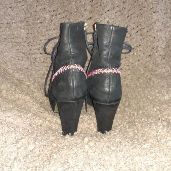 JOHN FLUEVOG-WRITES Angelou-Black Nubuck Leather-Peep-Toe-SZ 7-Excellent - Picture 9 of 11